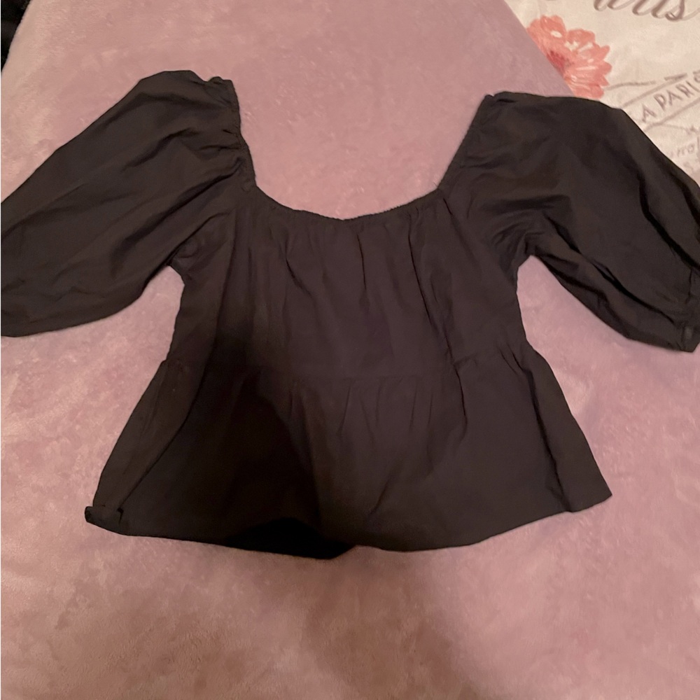 Black shirt